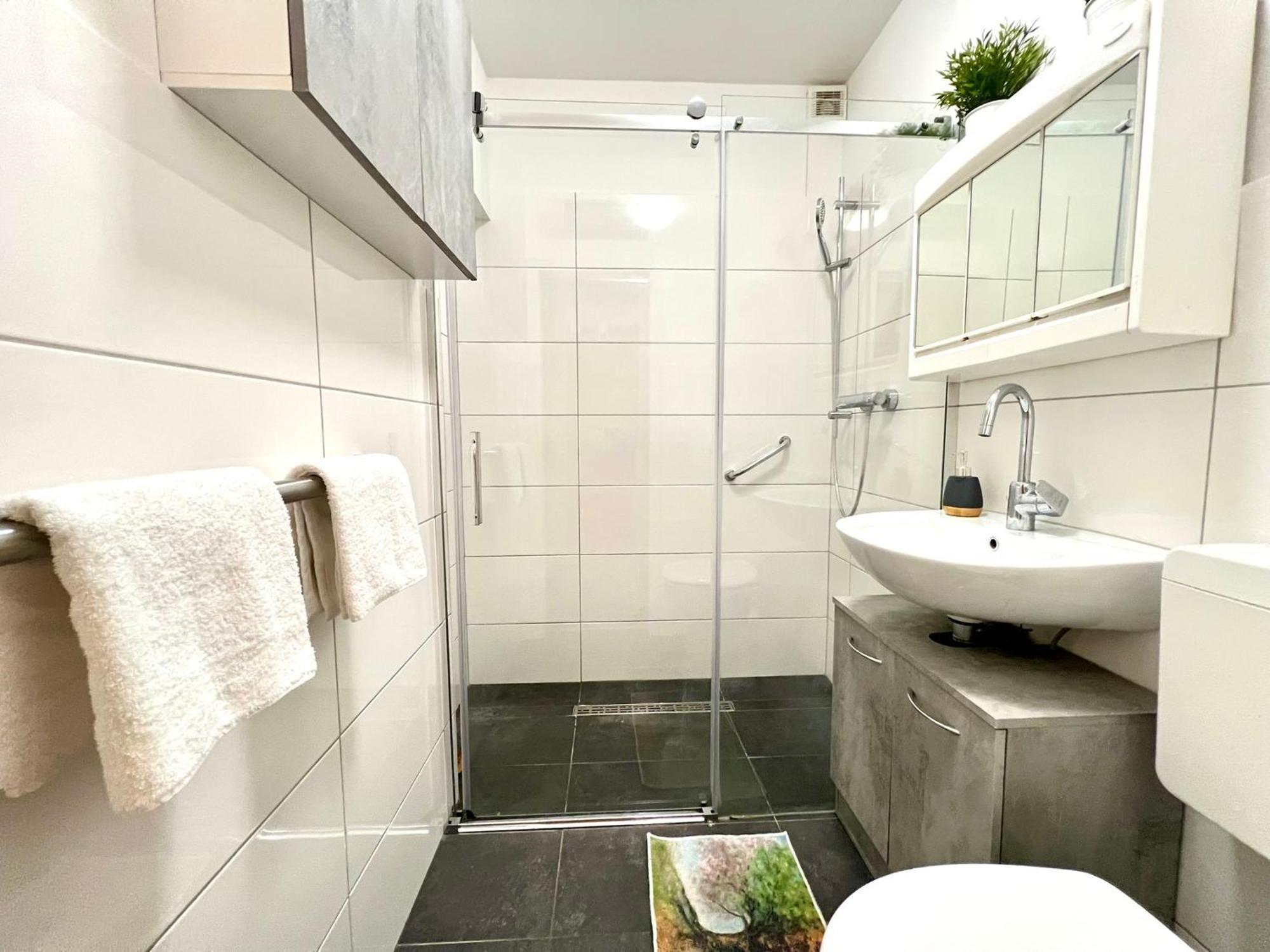 Comfy Apartment Mit Garten In Koeln Exterior photo